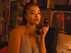 MilaRomano - female with brown hair and  big tits webcam at xLoveCam