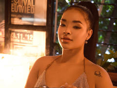 MilaRomano - female with brown hair and  big tits webcam at xLoveCam