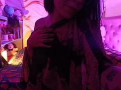 MilaThorne - female with black hair webcam at xLoveCam