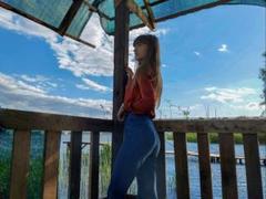 MilaYanis from xLoveCam