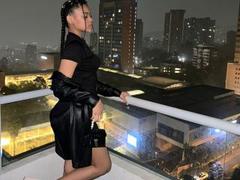 MilaZarate - female with brown hair and  small tits webcam at xLoveCam