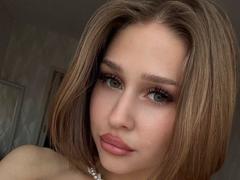 MilagrosEdmisten - female webcam at xLoveCam