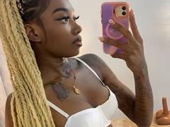 MilanCartier - female with brown hair and  big tits webcam at xLoveCam