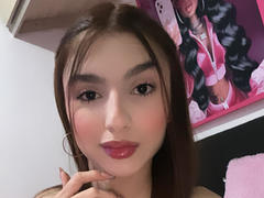 MilanMoon - female webcam at xLoveCam