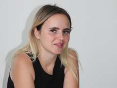 MilanaJerome - blond female webcam at LiveJasmin