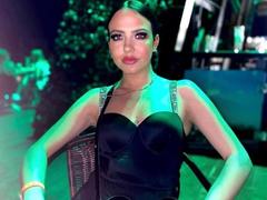 MilanaJuice from xLoveCam