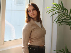 MilanaMiller - female webcam at xLoveCam