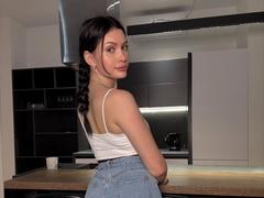MilanaMusee - female webcam at xLoveCam