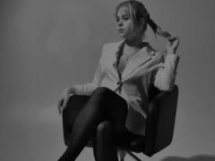 MilanaWent - blond female webcam at LiveJasmin