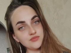 Milannka from xLoveCam