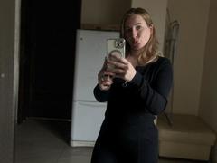 MilaqwRouse from xLoveCam