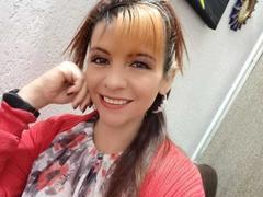 MilenaHott69 - female with brown hair webcam at xLoveCam