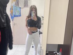 Miliaana - female webcam at xLoveCam