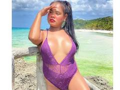 MilkmyLadyCock - shemale with black hair webcam at xLoveCam