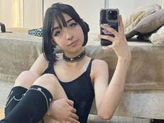 MillaHottLove69 - female with black hair and  small tits webcam at xLoveCam