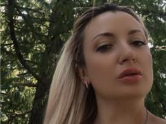 MillaLatvia from xLoveCam