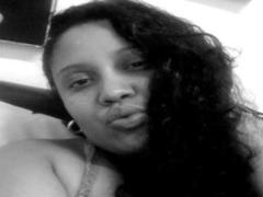 millaroobertsss - female webcam at ImLive