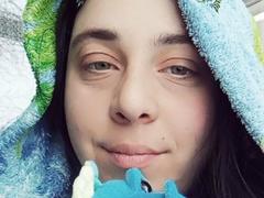MillaSourety - female with black hair and  big tits webcam at xLoveCam