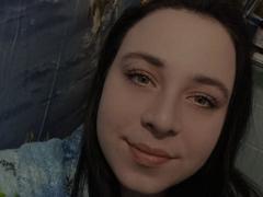 MillaSourety - female with black hair and  big tits webcam at xLoveCam
