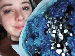 MillaSourety - female with  big tits webcam at xLoveCam