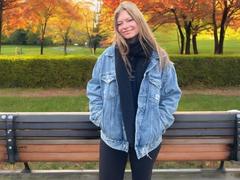 MillieLust - blond female with  small tits webcam at xLoveCam