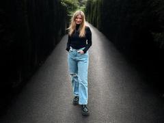 MillieLust - blond female with  small tits webcam at xLoveCam