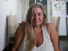 MillieX69 - female webcam at xLoveCam