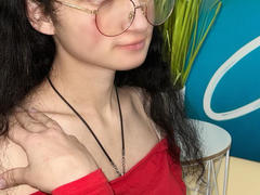 AshleyTaft - female with brown hair webcam at LiveJasmin