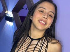 Millky - female webcam at xLoveCam