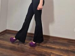 MillyTop - female with brown hair webcam at xLoveCam