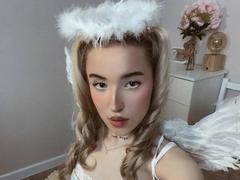 MillyPopa from LiveJasmin