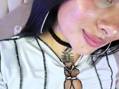 MiluCardenas - female with black hair and  small tits webcam at xLoveCam