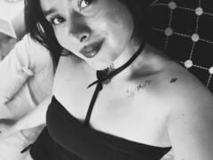 MiluCardenas - female with black hair and  small tits webcam at xLoveCam