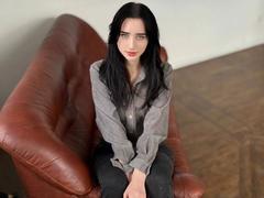 MimiRoo-hot from xLoveCam