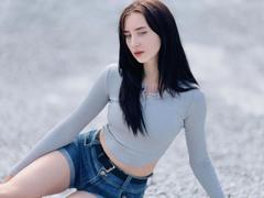 MimiRoo-hot - female with black hair webcam at xLoveCam
