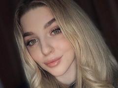 Mimimia - female webcam at xLoveCam