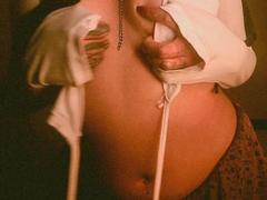 MinaMulher from xLoveCam