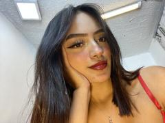 MiraCataleyax - female webcam at xLoveCam