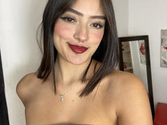 MiraCataleyax - female webcam at xLoveCam