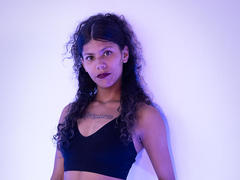 MirabellaBrowns - female with black hair and  small tits webcam at xLoveCam