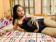 MirahX - female webcam at xLoveCam