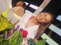 MirandaCeleste - blond female with  big tits webcam at xLoveCam