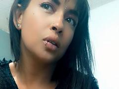 NellyRayn - female with brown hair and  big tits webcam at LiveJasmin