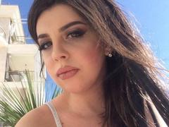 MirandaWarm - female with black hair and  small tits webcam at xLoveCam