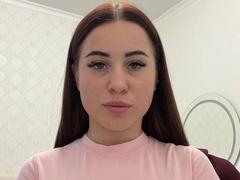 MiriamMatney - female with brown hair webcam at xLoveCam