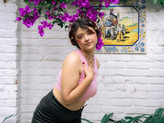 MisakiWong - female with brown hair and  big tits webcam at LiveJasmin