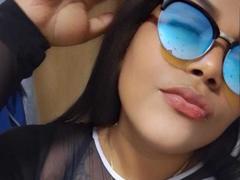 MishelleLove - female with brown hair and  big tits webcam at xLoveCam