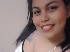MishelleLove - female with brown hair and  big tits webcam at xLoveCam