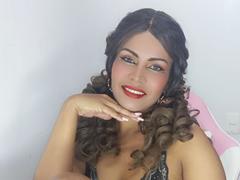 Mishkaa - female webcam at xLoveCam
