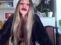 HotJenifer69 - female with red hair webcam at xLoveCam